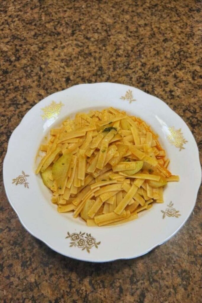 Kohlrabi Fettuccine (One-Pot Style)